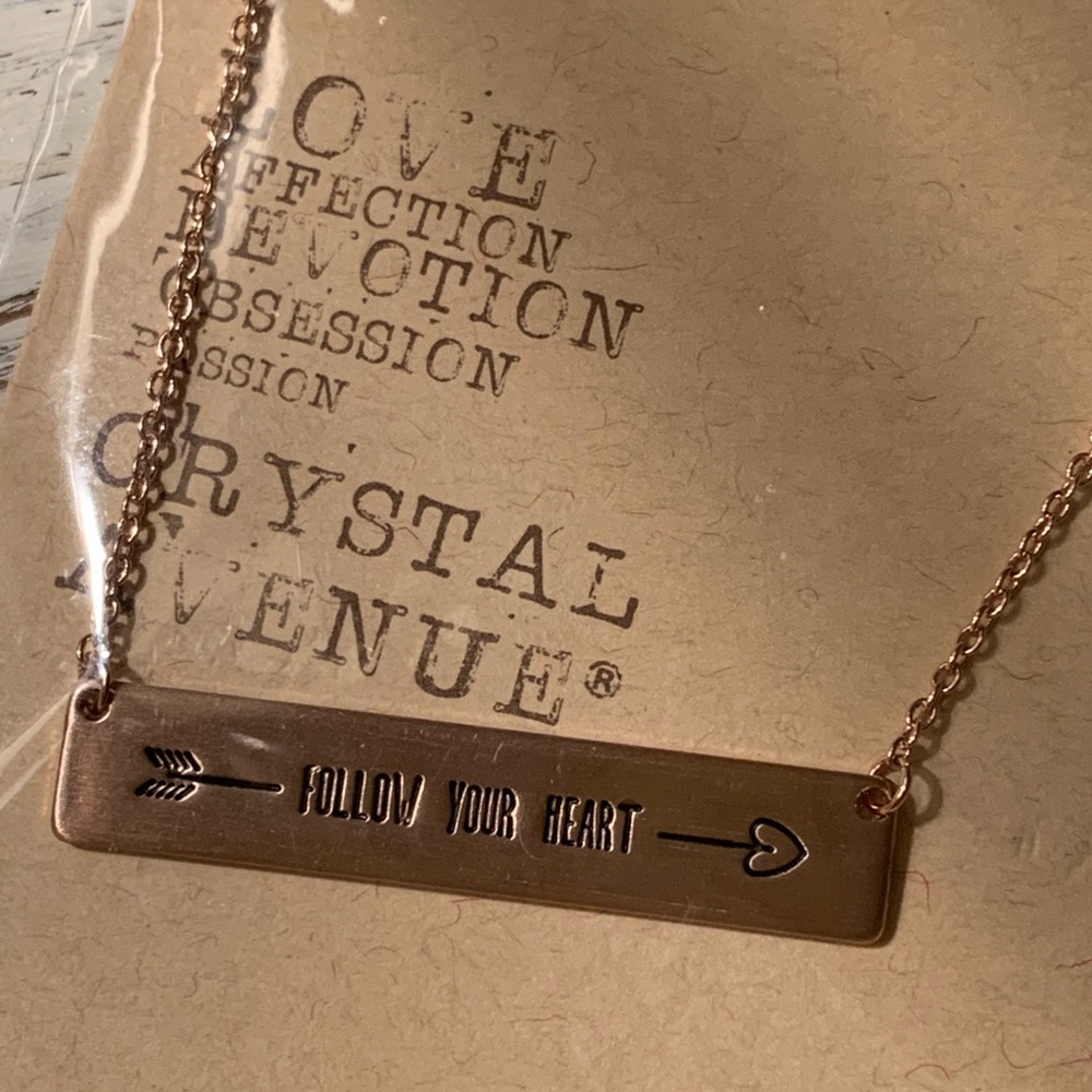 ❤️NWT❤️ Follow Your Heart rose gold bar necklace